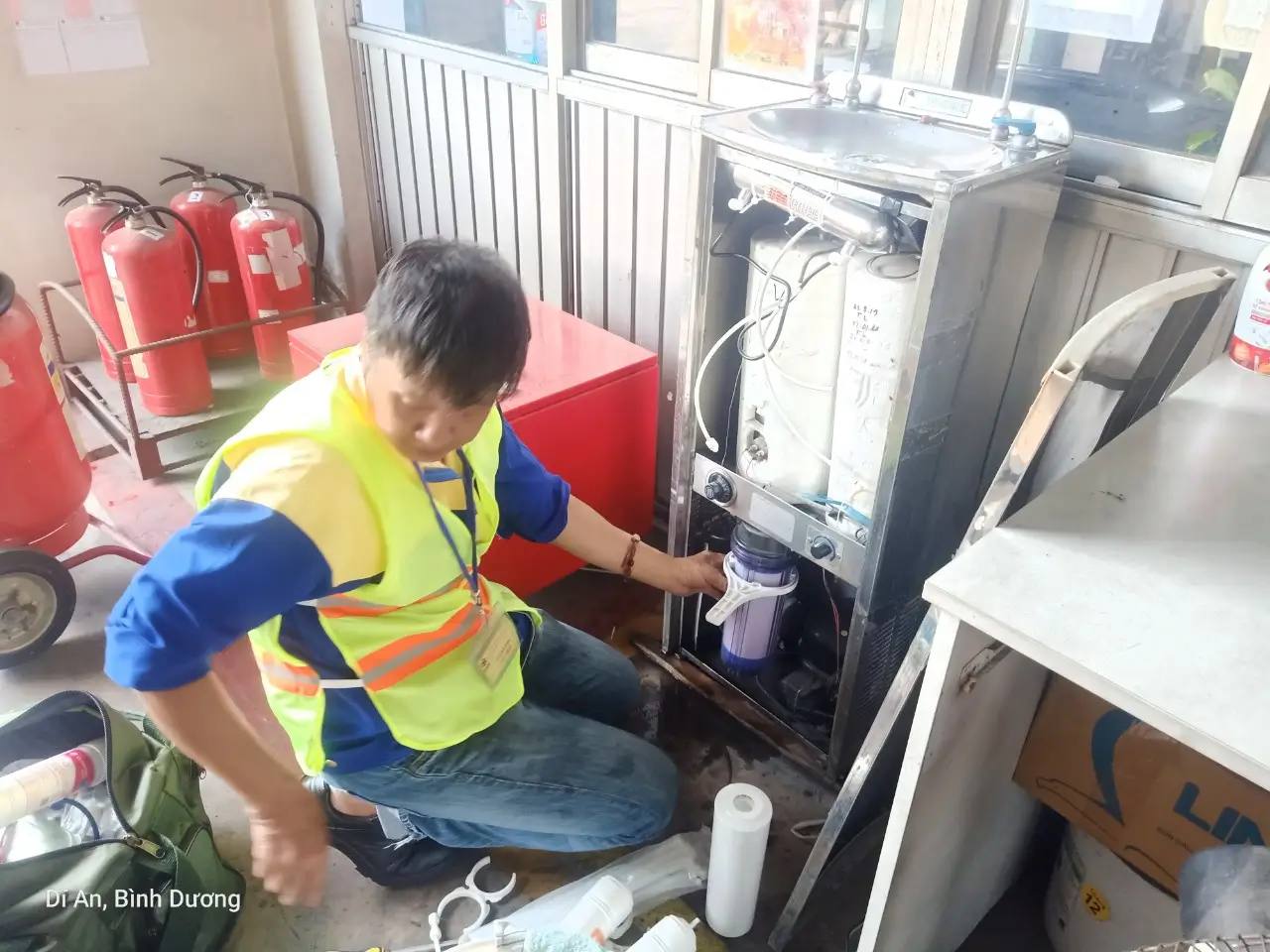 Thay lõi lọc nước 17 malonu quy trinh 3